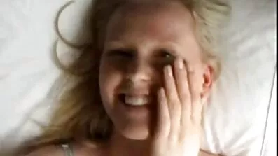 ស្ត្រីម្នាក់មូស្លីមក្តៅ fucked ដោយមាន់ឈ្មោល