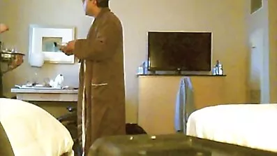 របស់ FIFA ជាមួយនឹងសក់អង្កាញ់ Fucked យ៉ាងសកម្មនៅក្នុង Pussy