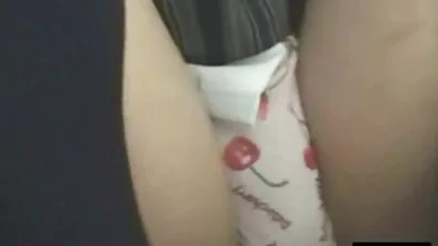 Chuvikha បានមកសម្រាប់ការម៉ាស្សា pussy នៅក្នុងហាងស្ប៉ាមួយ