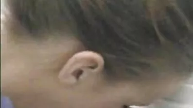 អ្នកជិតខាងក្តៅ poked នៅប៉ា Pussy សើម