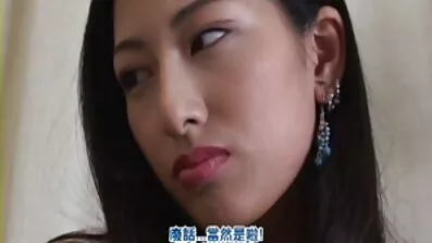 ស្បែក femmina បុរសស្ត្រី fucked នៅលើច្រករបៀងសណ្ឋាគារ