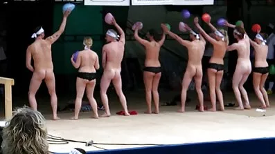 ថៅកែនិងលេខាធិការ fucking ការលំបាកនៅក្នុងការិយាល័យ