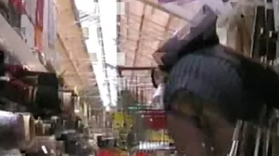 ក្មេងស្រីពីរនាក់ស្រឡាញ់ fuck ជាមួយបុរសម្នាក់