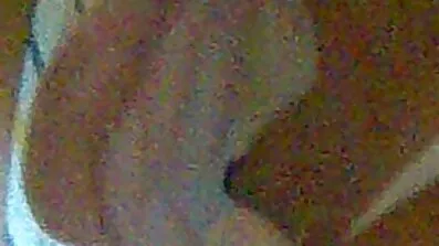 រន្ធកោរអាក្រាតមាន់ fucked ដោយ mulatto មួយ