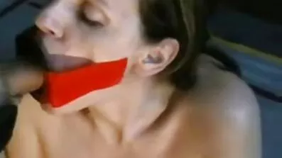 ស្លុតគួរឱ្យស្រលាញ់ខ្លាំង fuck និងបរិភោគជាមួយ