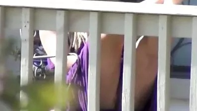 Chick បាន Appetizing ជក់ pussy របស់មិត្តស្រីរបស់នាង