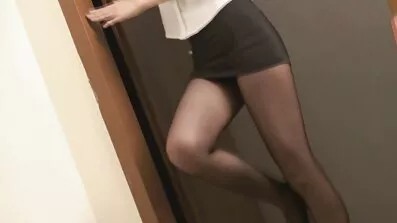ព្រះនាងប៍នឆ្ងាញ់ licks pussy មិត្តស្រីរបស់នាង